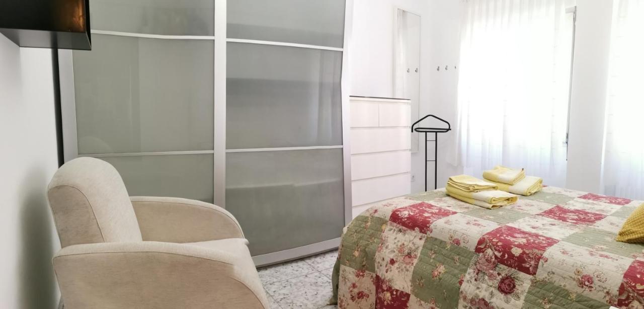 Ferienwohnung A Cinco Minutos De Todo Oviédo Exterior foto