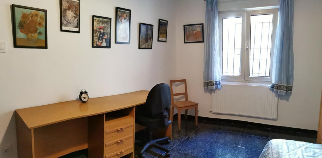 Ferienwohnung A Cinco Minutos De Todo Oviédo Exterior foto