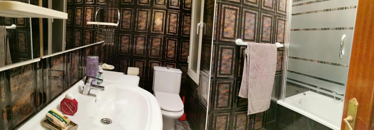 Ferienwohnung A Cinco Minutos De Todo Oviédo Exterior foto